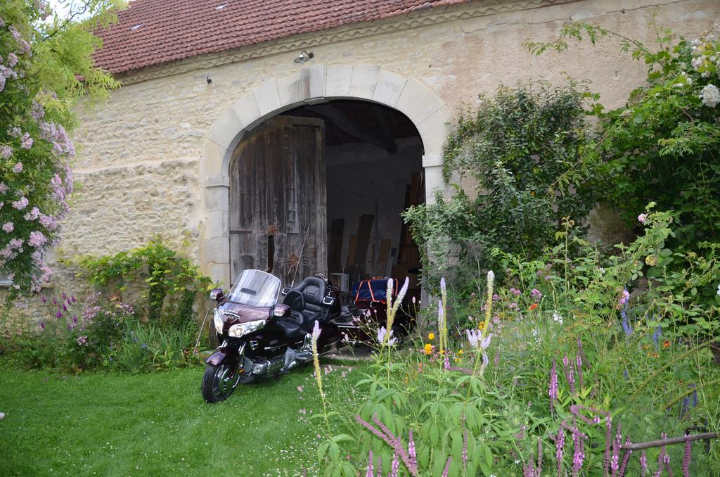 Chaptuzat Le Vieux Velo B&B 외부 사진