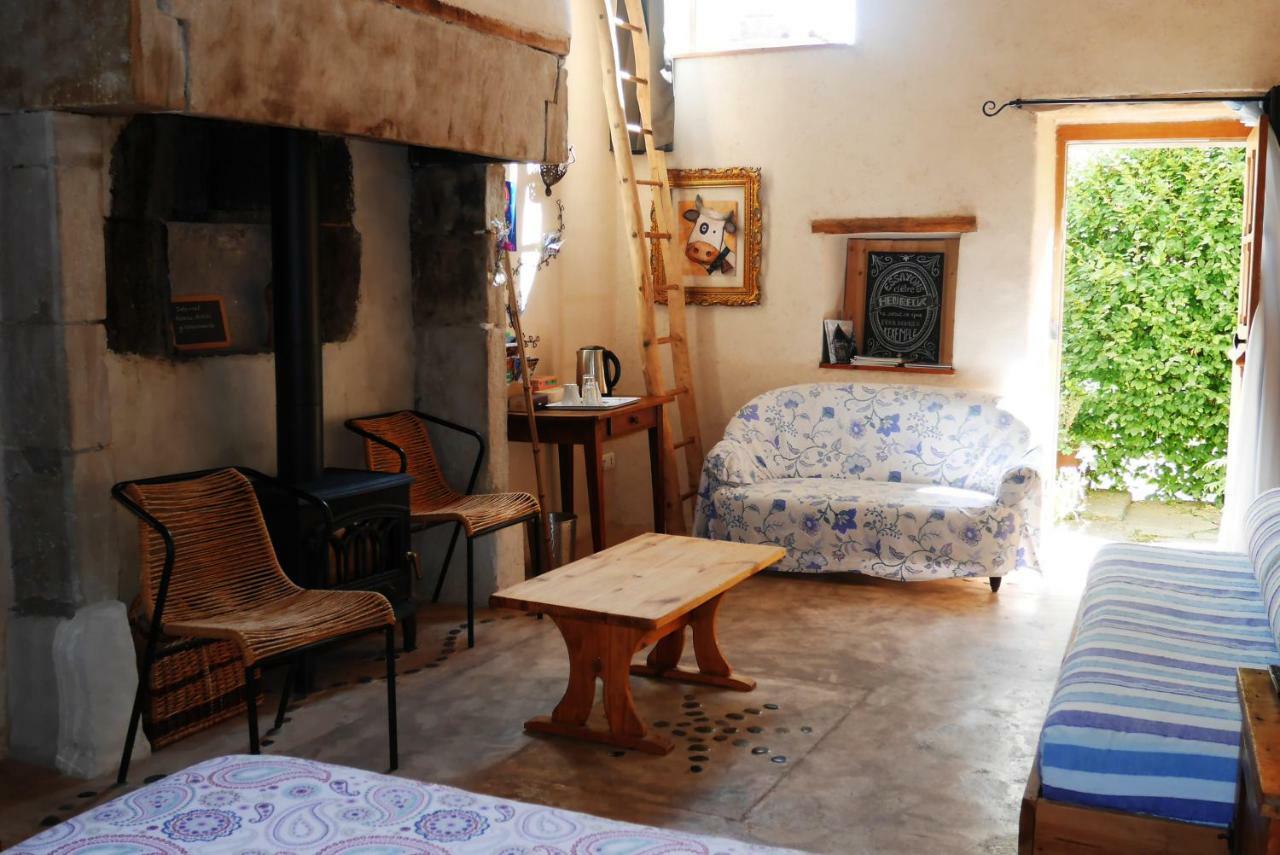 Chaptuzat Le Vieux Velo B&B 외부 사진